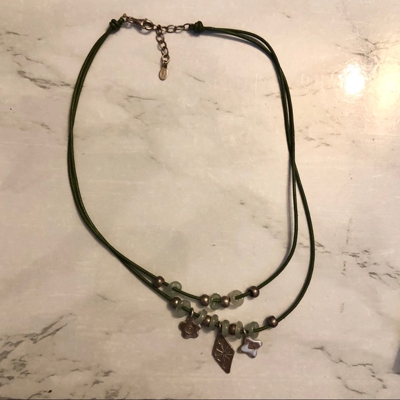 Peyote Bird sterling, jade on green leather cord - Picture 4 of 6